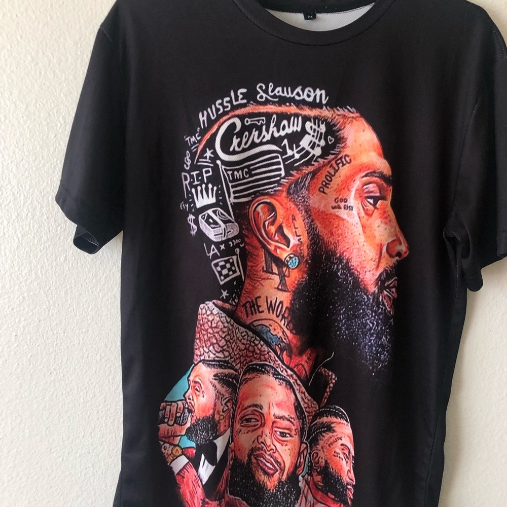 Mens black light weight shirt